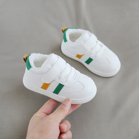 Little white shoes Velcro baby shoes