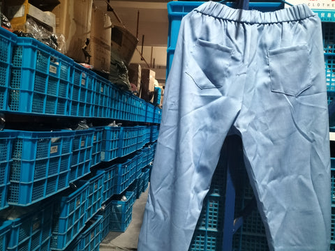 A Single Row Of Two Buckle Large Pocket Suit Jackets