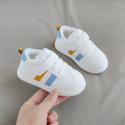 Little white shoes Velcro baby shoes
