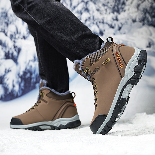 Outdoor Fashion Personality Men Travel Shoes